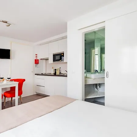 Апартаменти Alfama's Spot - Ground Floor